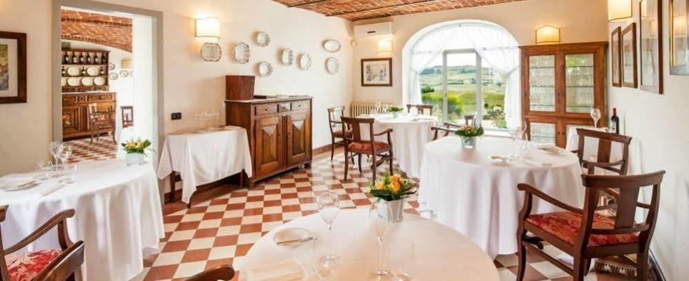 Locanda Del Pilone Алба Екстериор снимка